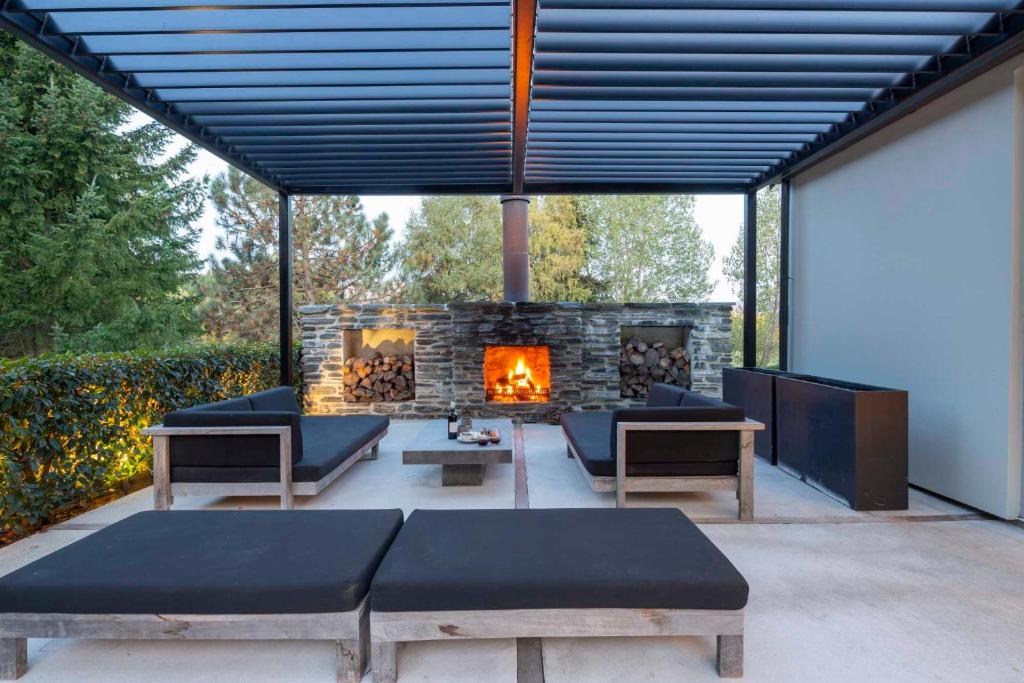 Speargrass Flat House | Arrow Wood - Minutes to Arrowtown, Golf and Wineries - Luxury Living