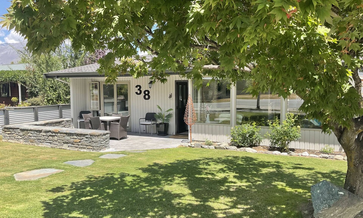 Arrowtown House | Arrowtown - Beautiful newly renovated 3 bedroom house