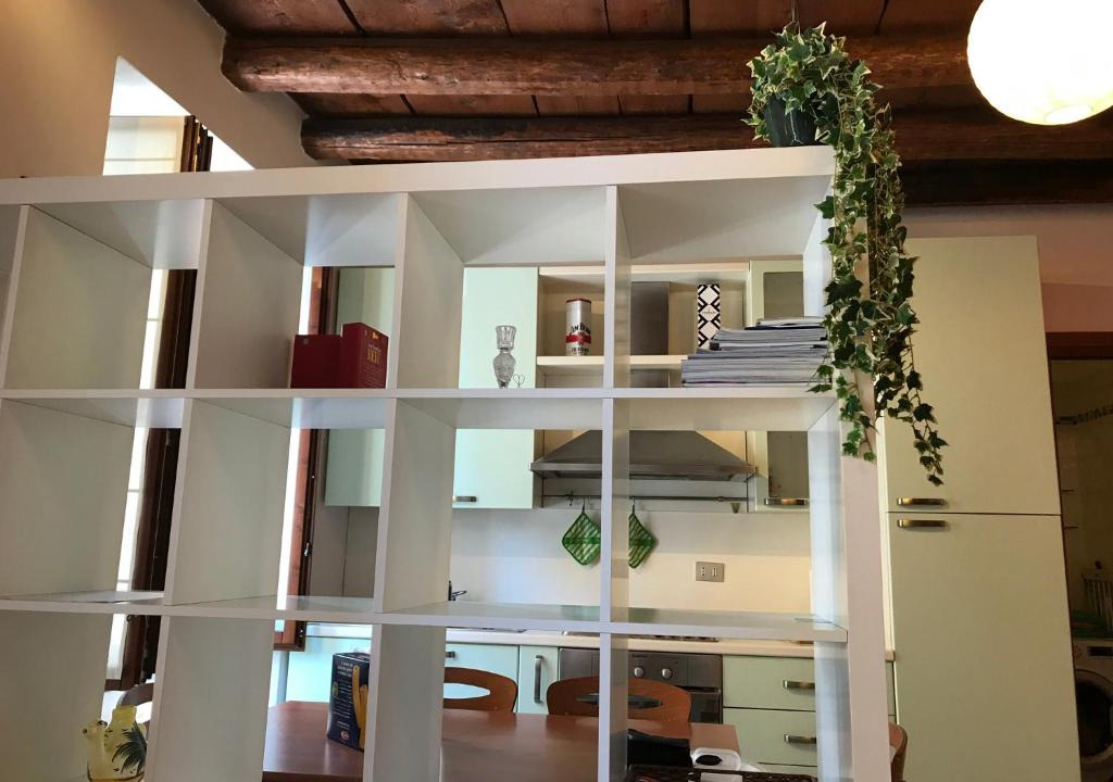 Como Apartment | Bed on the Lake Como monolocale vista lago