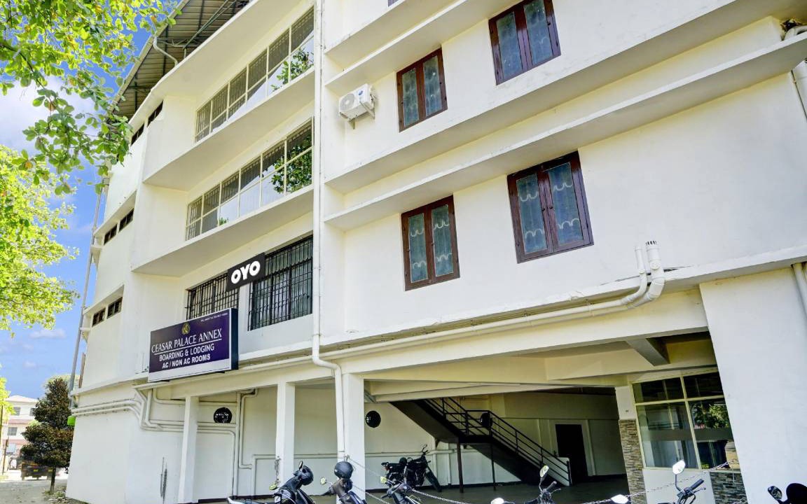 Thodupuzha Hotel | Hotel ∙ 3 guests