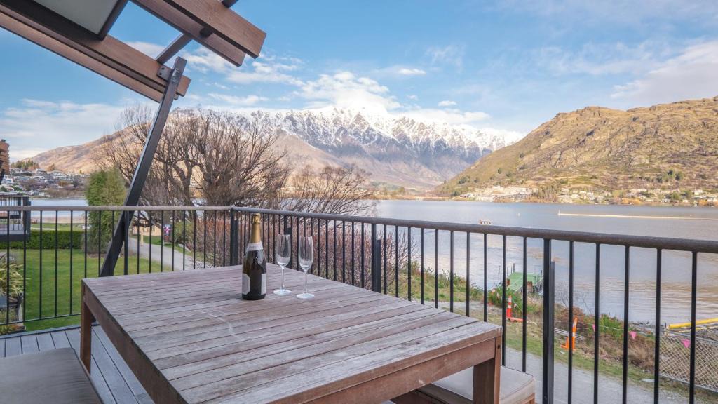Frankton Apartment | Marina Apartment 206