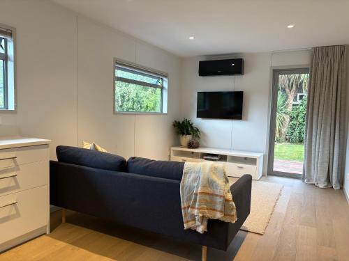 Arthur's Point Apartment | Morning Star Studio B
