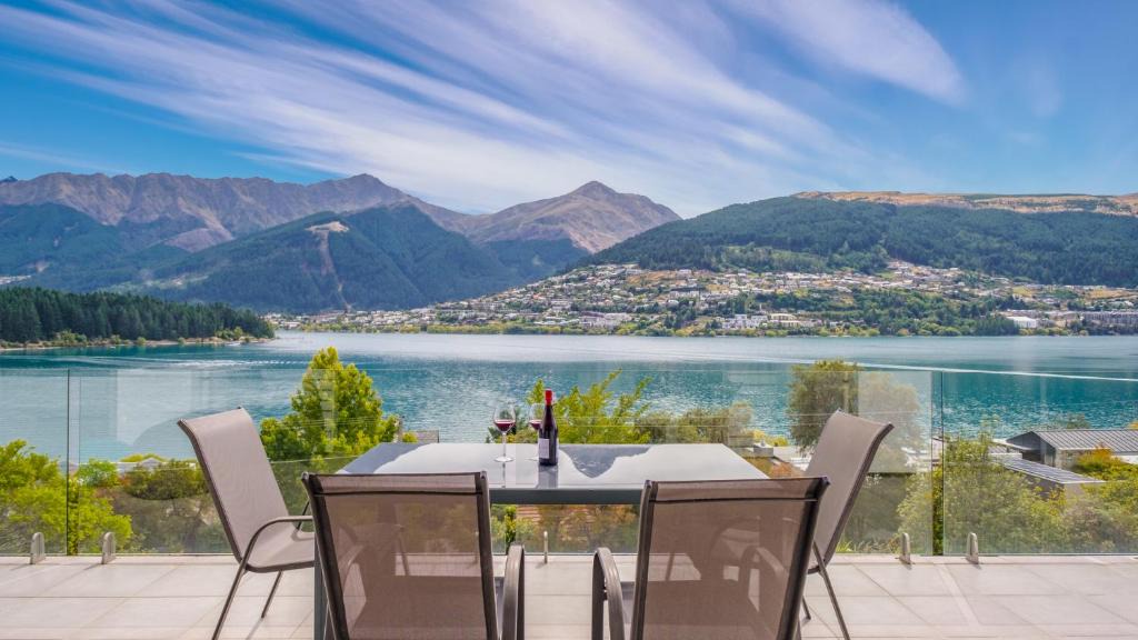 Kelvin Heights House | Peninsula Panoramic Views