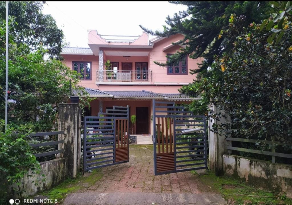 Mananthavady Apartment | Puzhayoram home stay, Palakkuli, Mananthavadi wayanad kerala