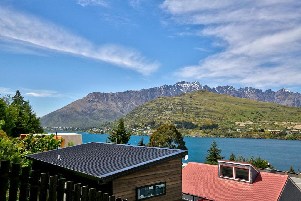 Queenstown Apartment | Views