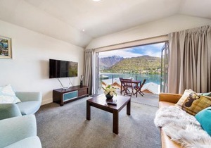 Alpine Village - 2 Bedroom Executive Apartment