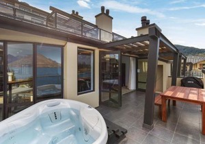 Beacon Lakeside Luxury 908 - 2 Bedroom