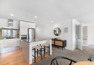 Beacon Lakeside Luxury 908 - 2 Bedroom