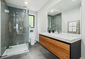 Bright, Modern, Plush - Brand New Townhouse