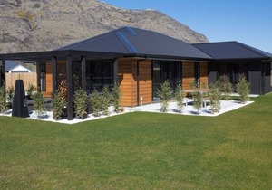 DOLCE VITA - QUEENSTOWN HOLIDAY HOME, family friendly in Arrowtown