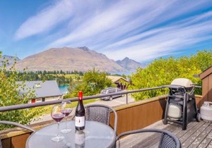 Earnslaw Central Views B