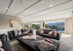 Lake Hayes Luxury Residence