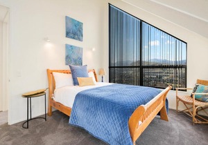 Lindmore Lodge - Queenstown Holiday Home