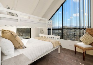Lindmore Lodge - Queenstown Holiday Home