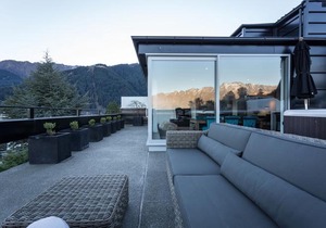 Penthouse On Hallenstein
