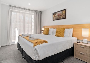 Serenity Heights 27 | Air Con | Hot Tub | BBQ |