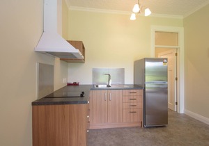 Spacious, Modern Studio Apartment below Coronet Peak