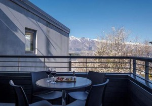 The Alps Apartment Three Bedroom