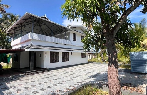 North Paravur House | 100 m² House ∙ 3 bedrooms ∙ 6 guests
