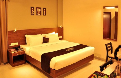 Meenangadi Hotel | 28 m² Hotel ∙ 4 guests