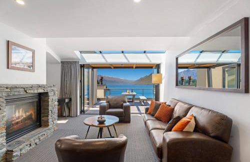 Queenstown Apartment | 3-bedroom Penthouse Apartment with Spa - The Beacon 1002