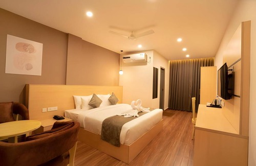 Kalamassery Hotel | 334 m² Hotel ∙ 5 guests