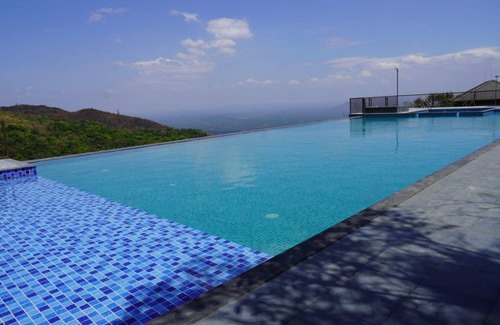 Vellamunda Resort | 750 m² Resort ∙ 2 guests