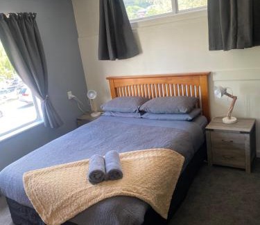 Queenstown City Centre Hostel | Alpine Lodge Queenstown