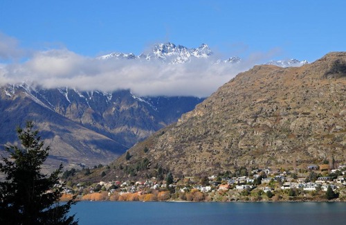 Queenstown Apartment | Alpine Village Apartments