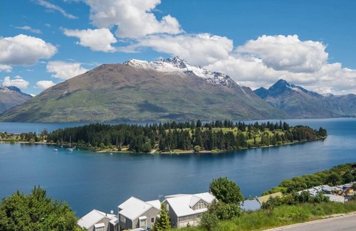 Queenstown House | Breathtaking Views - Panorama Terrace Luxury