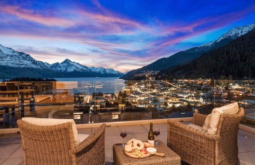 Queenstown City Centre Apartment | Catalina's Penthouse 6 | Spacious | Central Apartment
