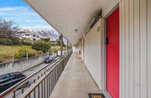 Frankton Apartment | Lakeview Lookout | Studio Unit