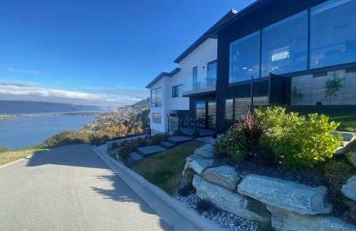 Frankton Apartment | Luckie Lane Homestay