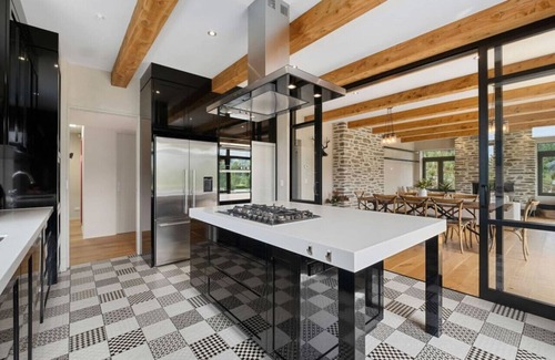 Lower Shotover House | Maunga - Mountain Views