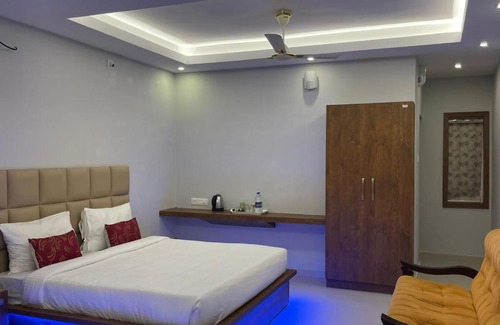 Mannarkkad Apartment | Oxy Valley Resort
