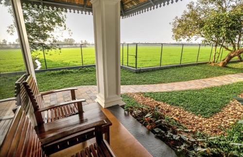 Kumarakom Villa | Paadam by the backwaters