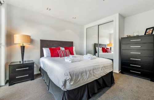 Queenstown House | Panorama Terrace Luxury