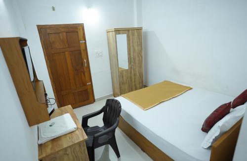 Parassinikadavu Hostel | Parassini Tourist Home