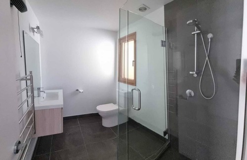 Mount Creighton Apartment | Peaceful Nature Reserve in sunny Bobscove