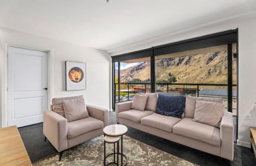Arthur's Point Apartment | Residence du Parc by Staysouth