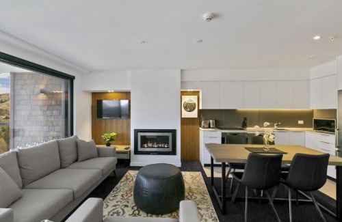 Arthur's Point Apartment | Rihir Apartment @ the base of Coronet Peak