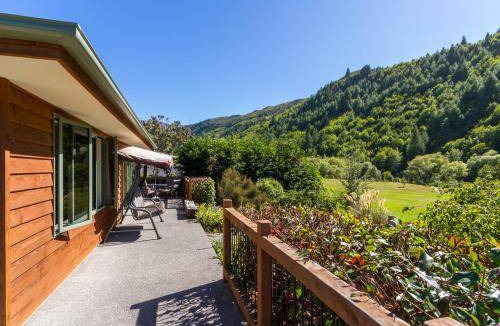 Arrowtown House | 145 m² House ∙ 4 bedrooms ∙ 10 guests