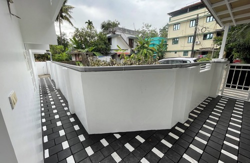 Kochi House | 3-bedroom independent bungalow in Kochi