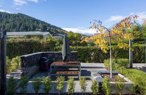 Queenstown Cabin | 30 m² Lodge ∙ 3 bedrooms ∙ 127 guests