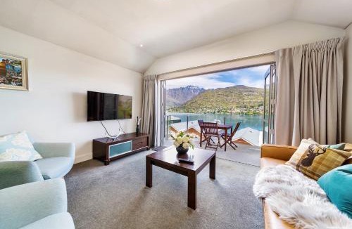 Queenstown Apartment | Alpine Village - 2 Bedroom Executive Apartment