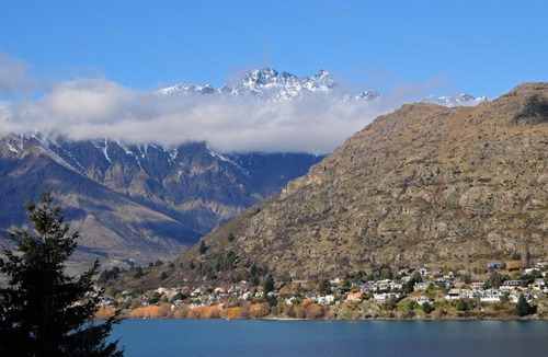 Queenstown Apartment | Alpine Village Apartments