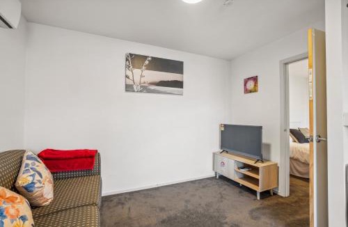 Fernhill House | Arawata Retreat - Queenstown Mountain Serenity