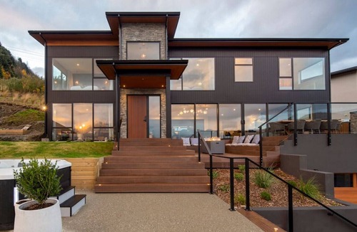 Frankton Villa | Aroha on Florence - NZSIR Luxury Rental Homes