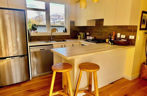 Arrowtown Cottage | Arrowtown Gem - Classic Arrowtown Cottage.