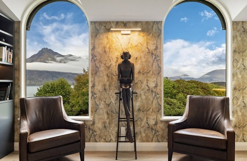 Closeburn Villa | Baywaters Retreat by Sotheby's Luxury Rental Homes